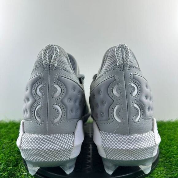 Under Armour Harper 8 Low ST Men Size 12 Gray White Hybrid Baseball Cleats NEW - Picture 6 of 8